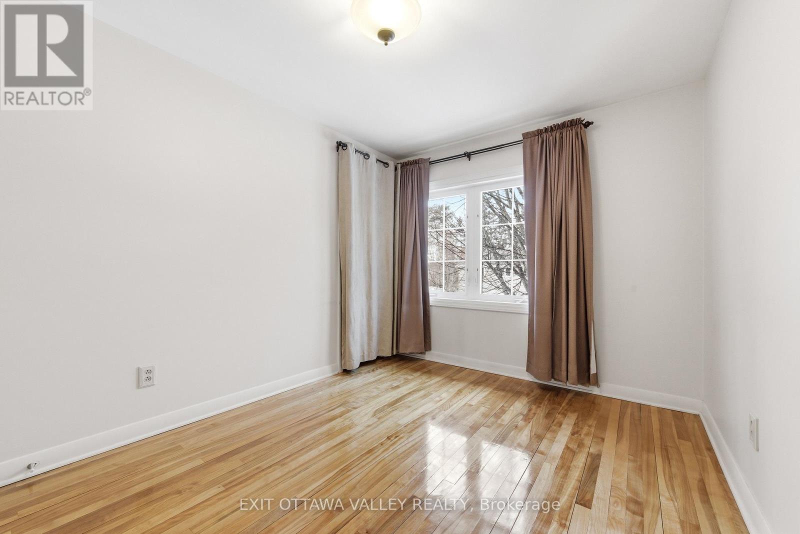 22 Cabot Place, Deep River, Ontario  K0J 1P0 - Photo 21 - X12976266