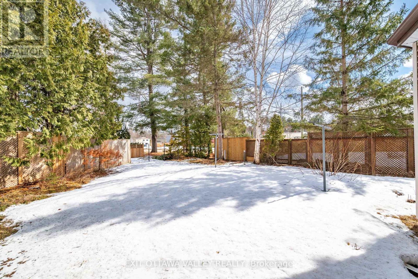 22 Cabot Place, Deep River, Ontario  K0J 1P0 - Photo 32 - X12976266