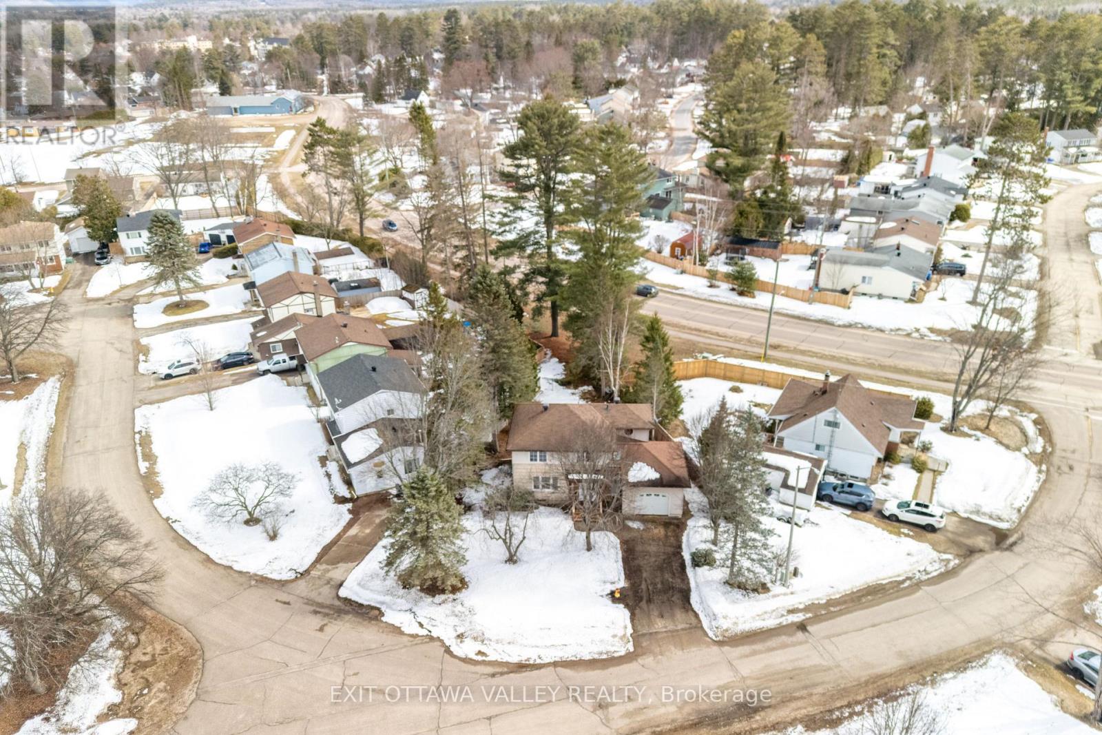 22 Cabot Place, Deep River, Ontario  K0J 1P0 - Photo 34 - X12976266