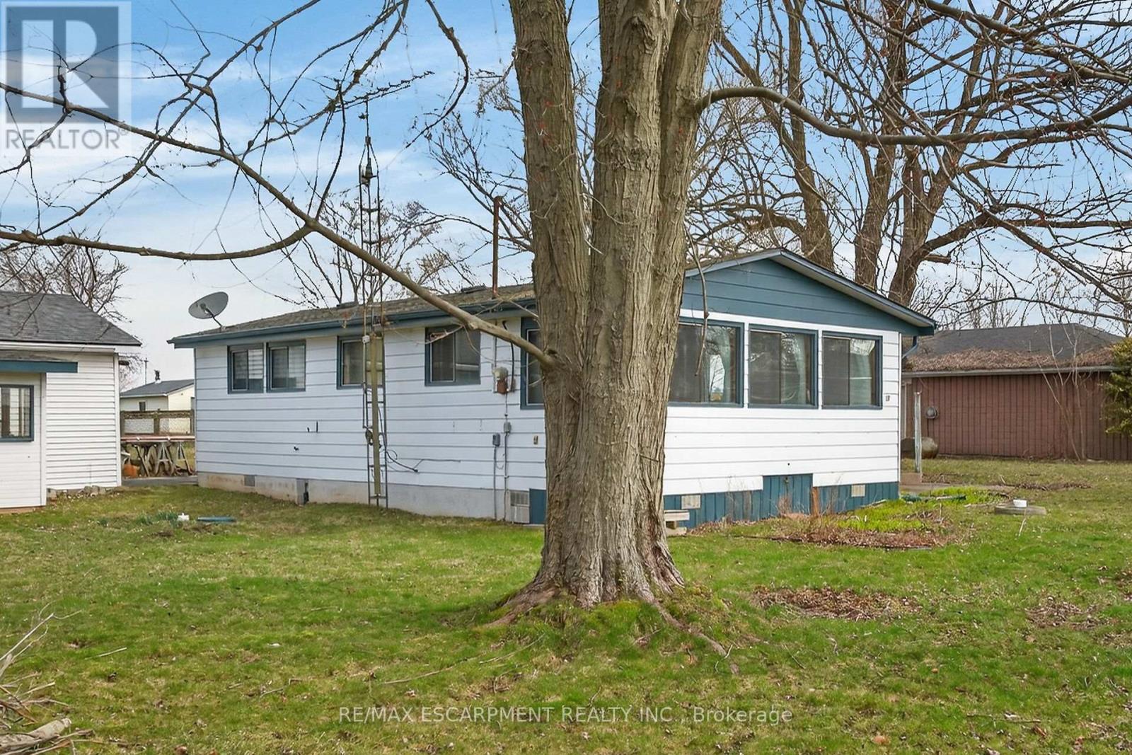 10 Anchor Lane, Haldimand, Ontario  N0A 1P0 - Photo 44 - X12976070