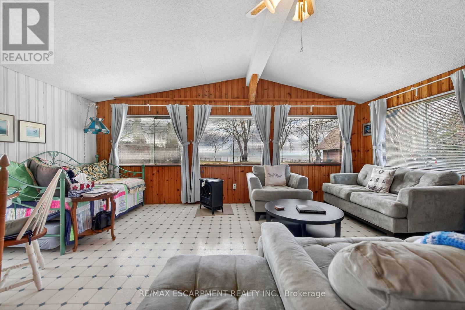 10 Anchor Lane, Haldimand, Ontario  N0A 1P0 - Photo 8 - X12976070