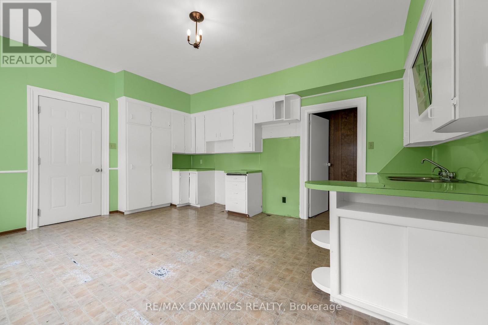 632 Concession 6 Road, Niagara-On-The-Lake, Ontario  L0S 1J0 - Photo 37 - X12976130