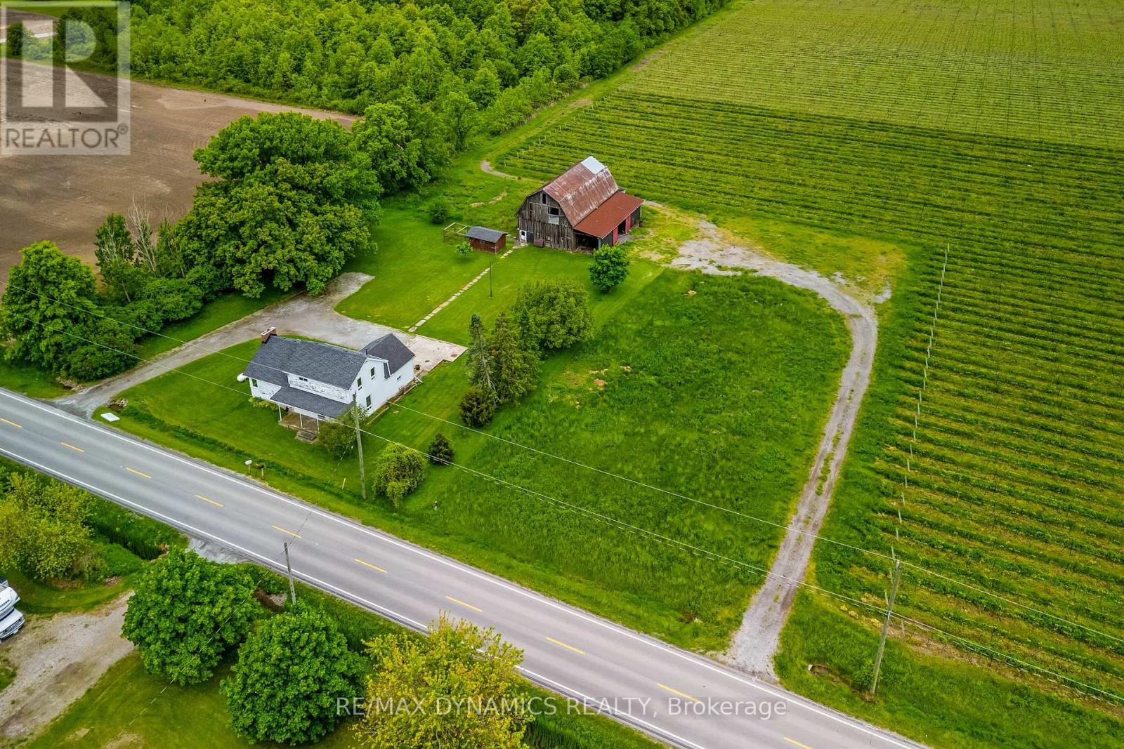 632 Concession 6 Road, Niagara-On-The-Lake, Ontario  L0S 1J0 - Photo 4 - X12976130