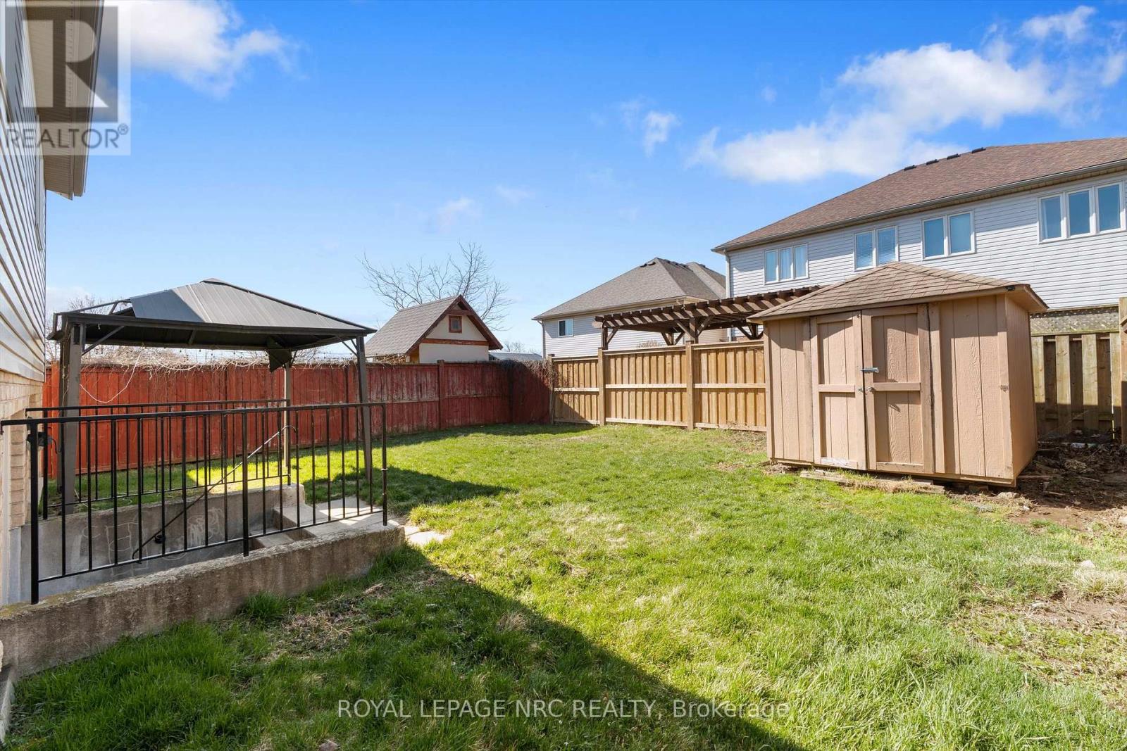 8 Silver Maple Road, Thorold, Ontario  L2V 5G5 - Photo 35 - X12976412