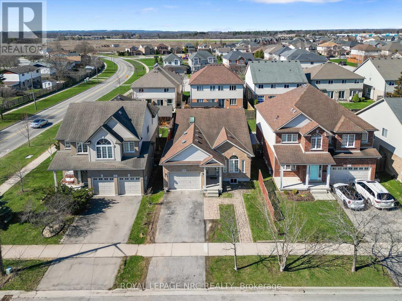 8 Silver Maple Road, Thorold, Ontario  L2V 5G5 - Photo 39 - X12976412