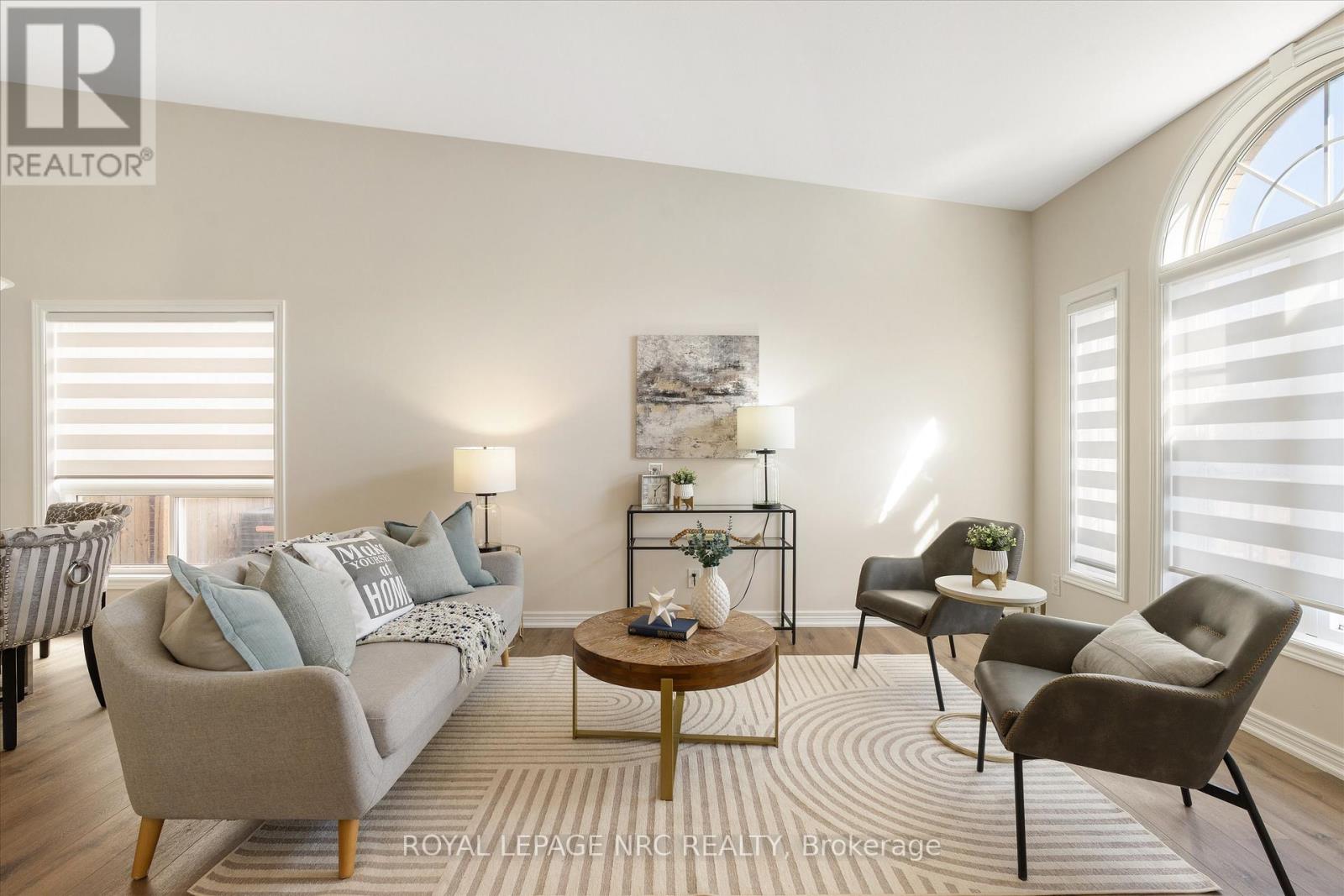 8 Silver Maple Road, Thorold, Ontario  L2V 5G5 - Photo 6 - X12976412