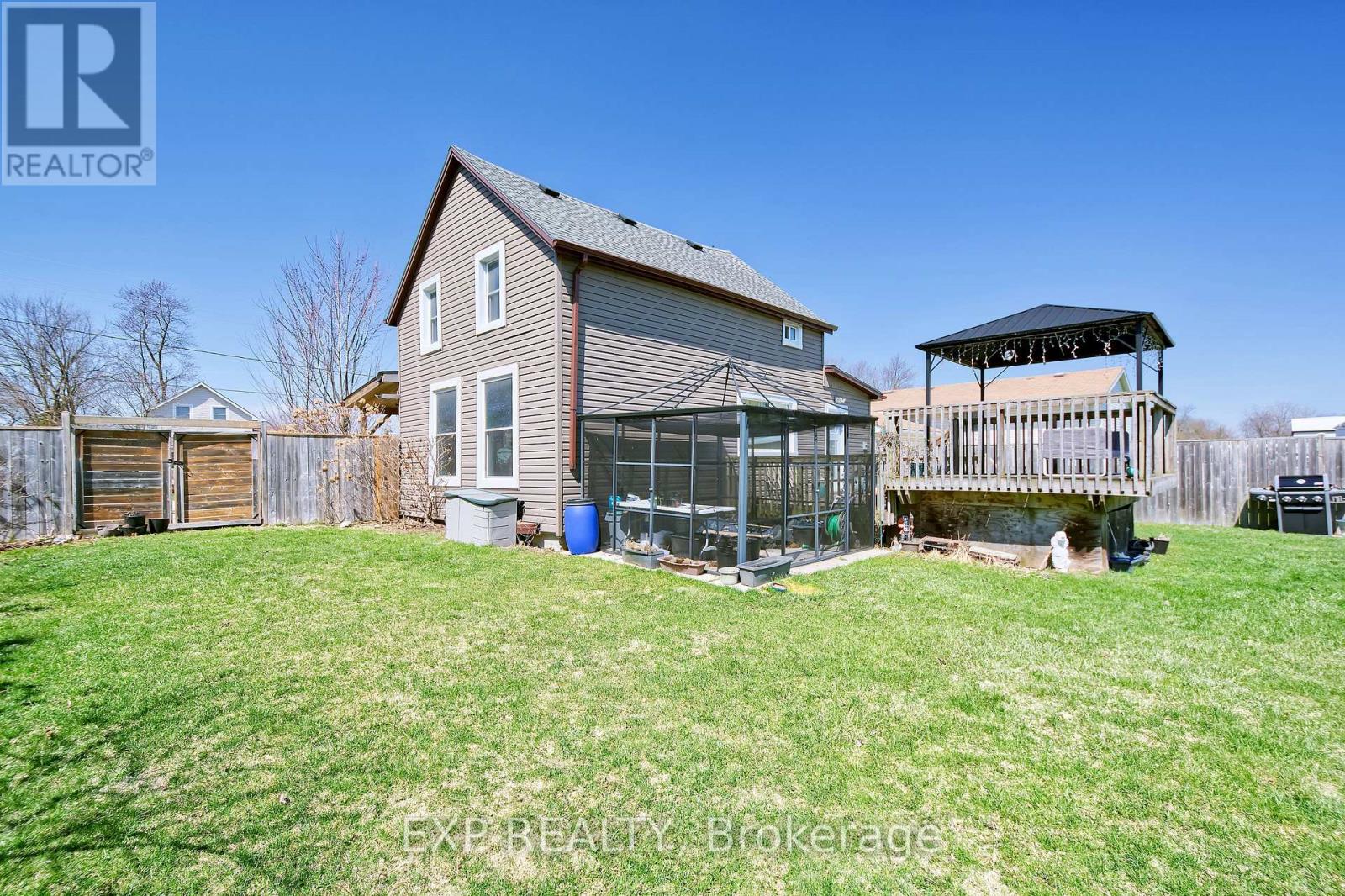 203 Mckellar Street, Southwest Middlesex, Ontario  N0L 1M0 - Photo 30 - X12975450