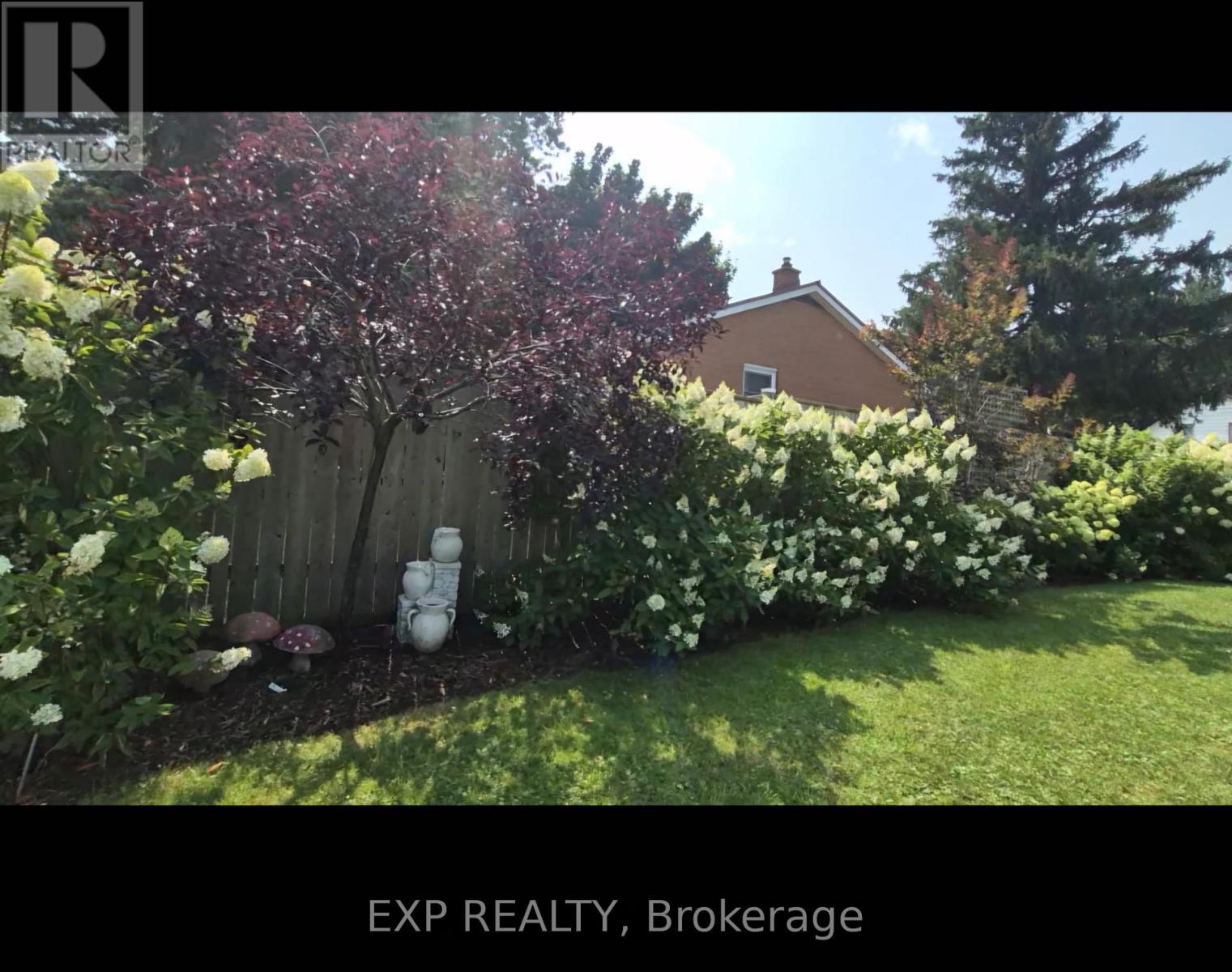 203 Mckellar Street, Southwest Middlesex, Ontario  N0L 1M0 - Photo 31 - X12975450