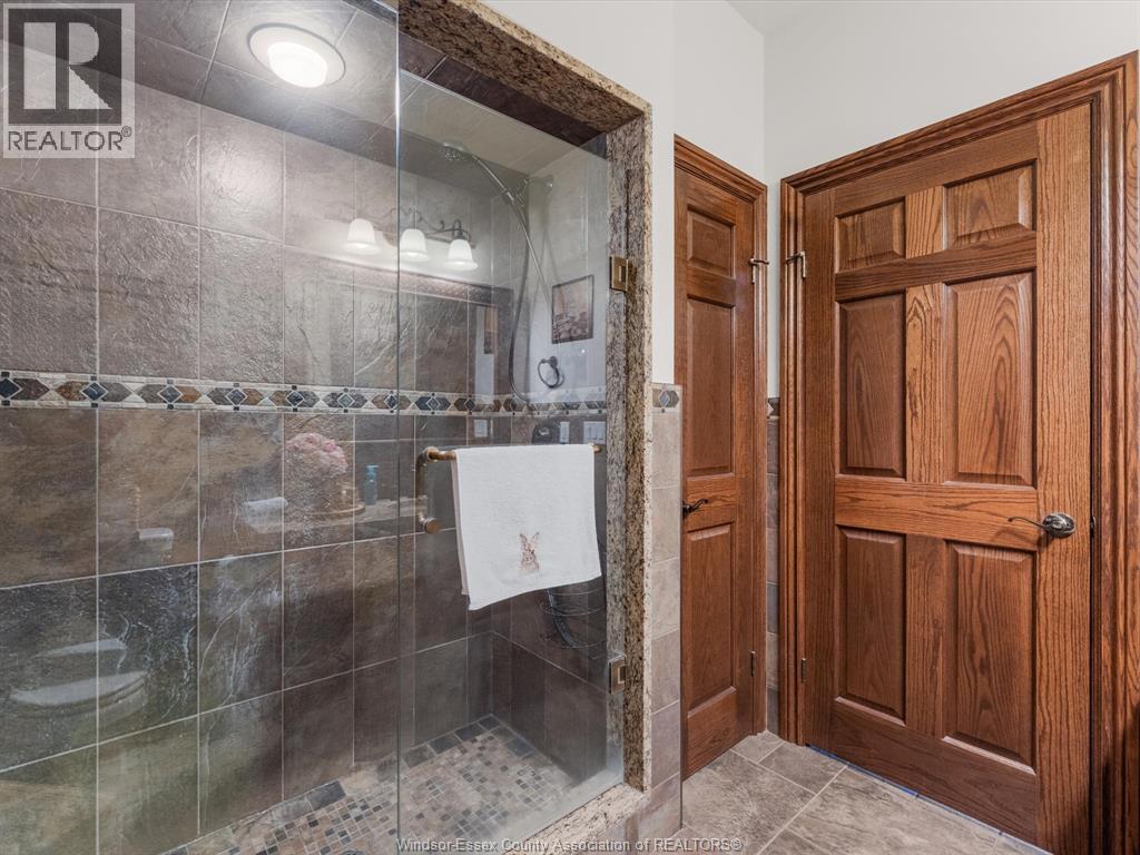 201 Ellison, Leamington, Ontario  N8H 5J2 - Photo 20 - 26007595