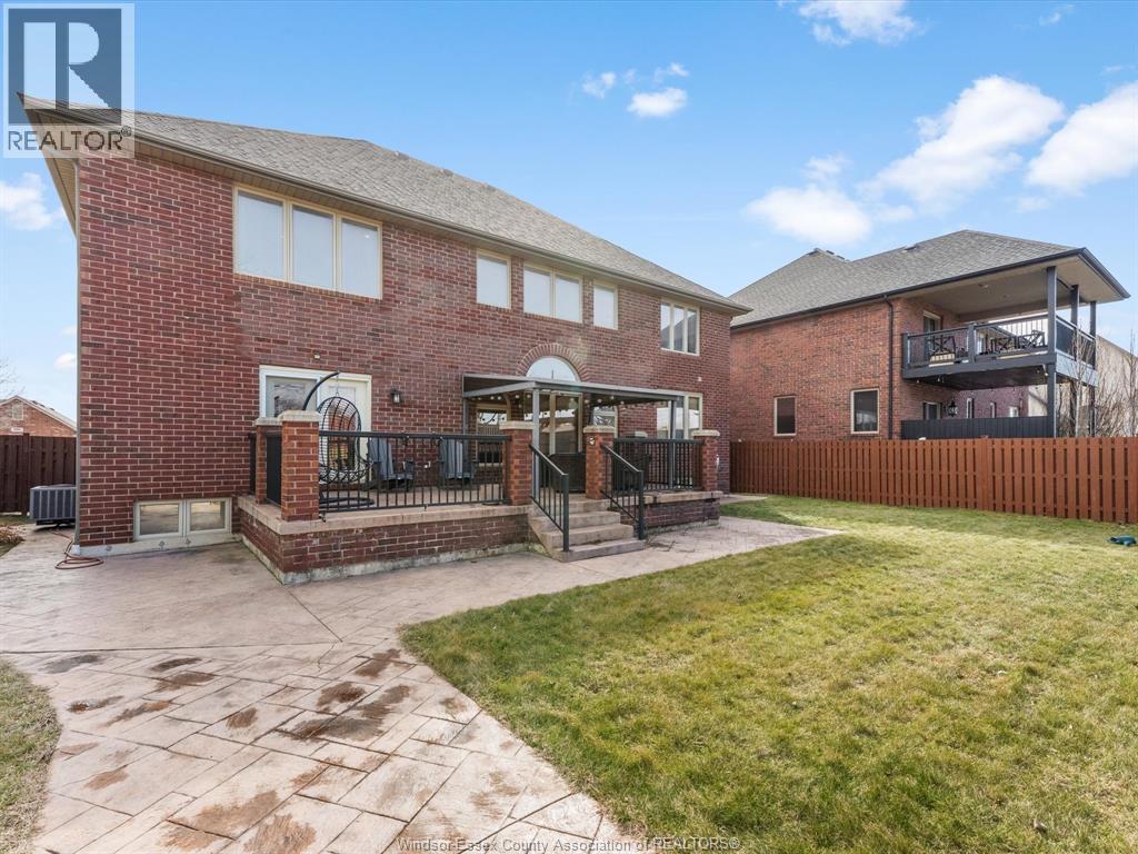 201 Ellison, Leamington, Ontario  N8H 5J2 - Photo 41 - 26007595