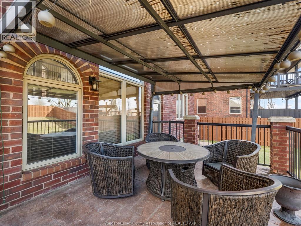 201 Ellison, Leamington, Ontario  N8H 5J2 - Photo 45 - 26007595