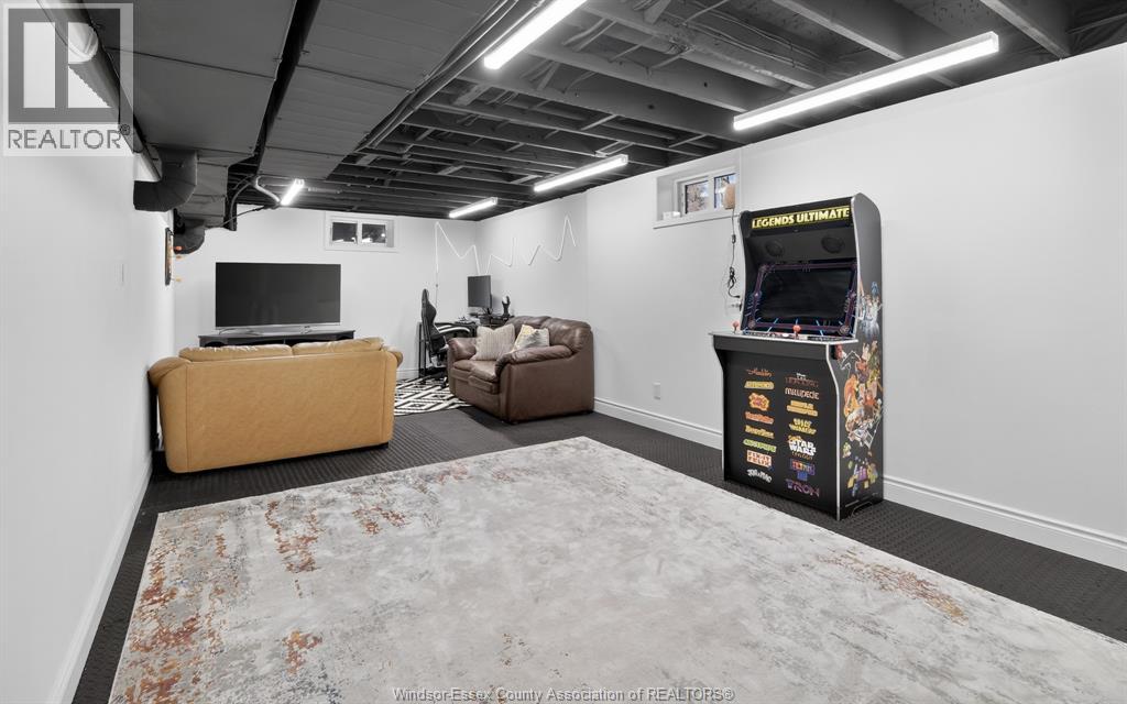 566 Michael, Lasalle, Ontario N9J 3C1 - Photo 37 - 26007579