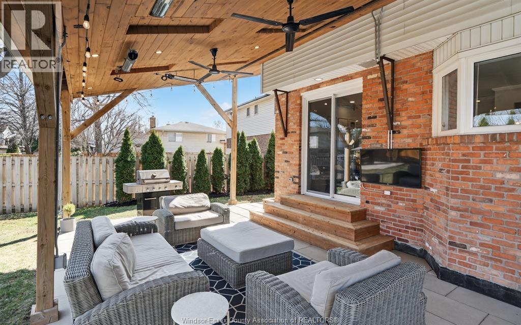 566 Michael, Lasalle, Ontario N9J 3C1 - Photo 43 - 26007579