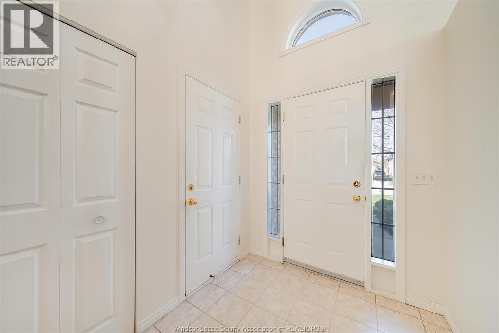 1140 Lakeview Avenue, Windsor, Ontario  N8P 1K9 - Photo 3 - 26007345