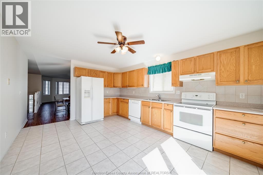 1140 Lakeview Avenue, Windsor, Ontario  N8P 1K9 - Photo 9 - 26007345