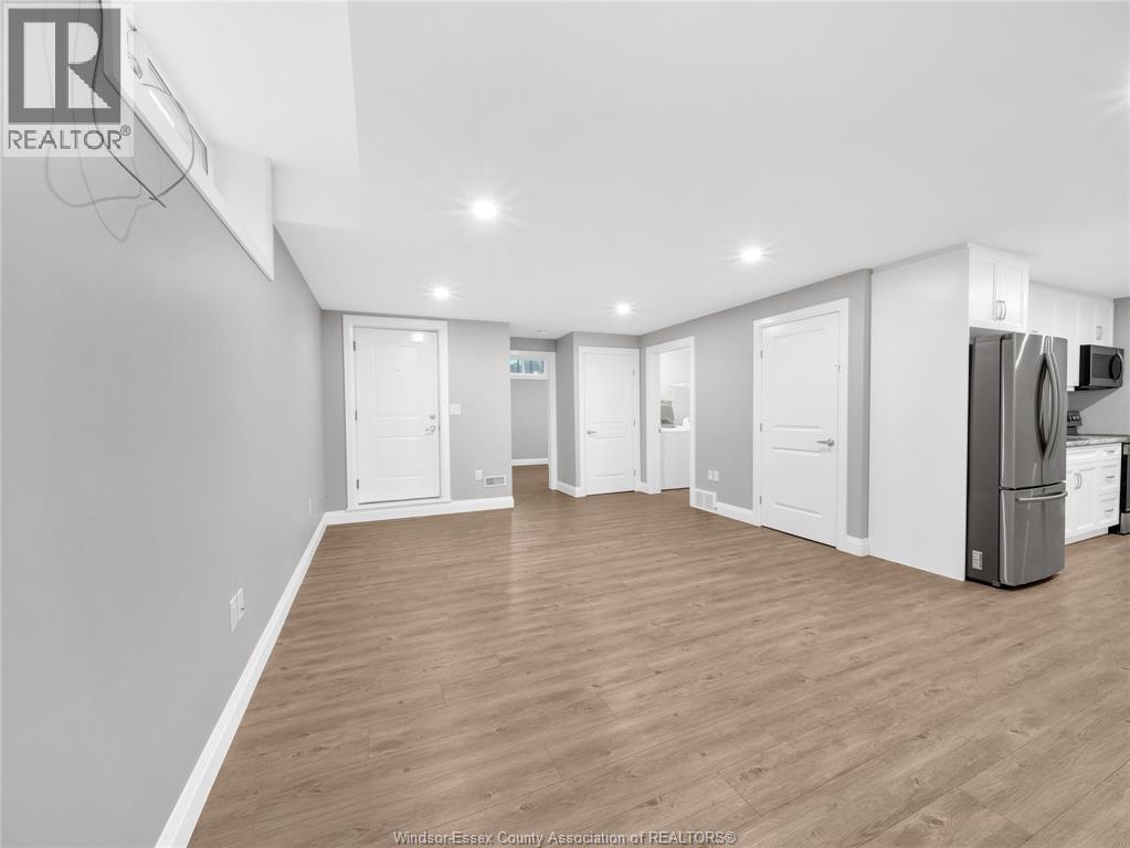 600 Simcoe Unit# Lower, Amherstburg, Ontario  N9V 1N3 - Photo 3 - 26007591