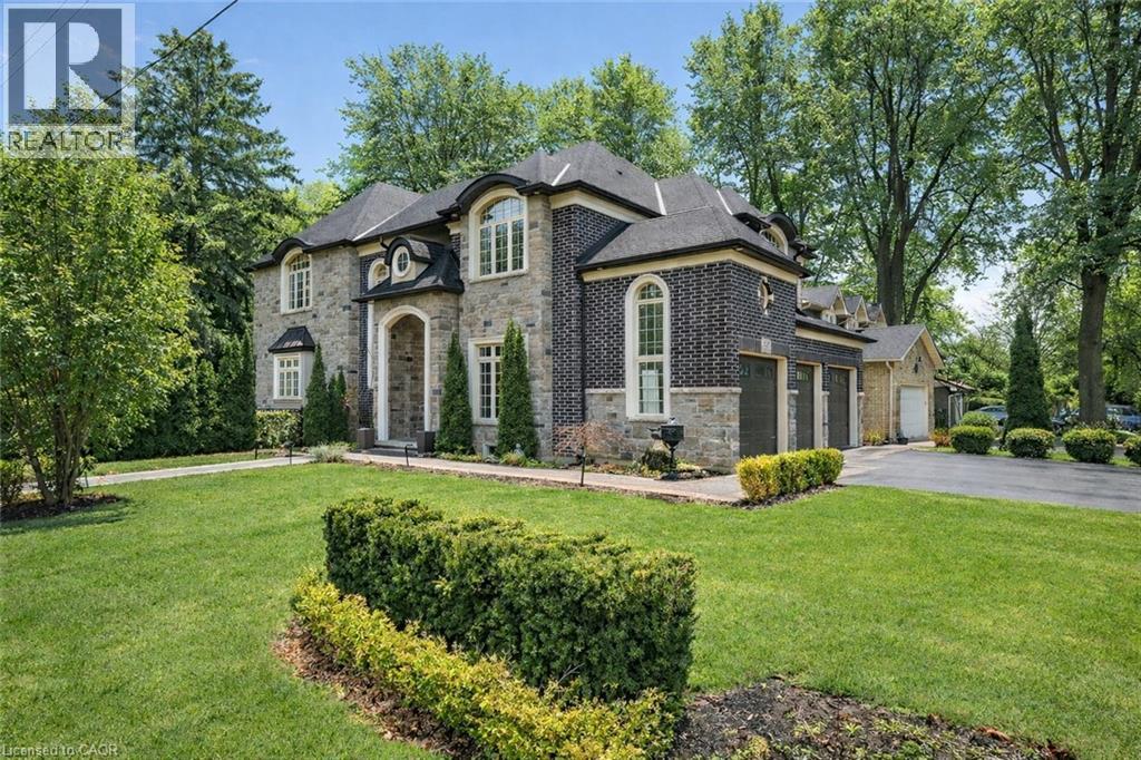 125 CENTRAL Drive, Ancaster, Ontario
