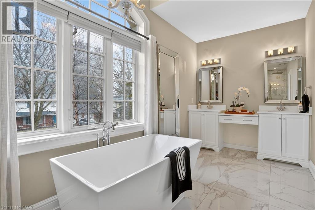 125 Central Drive, Ancaster, Ontario  L9G 2A3 - Photo 25 - 40814273