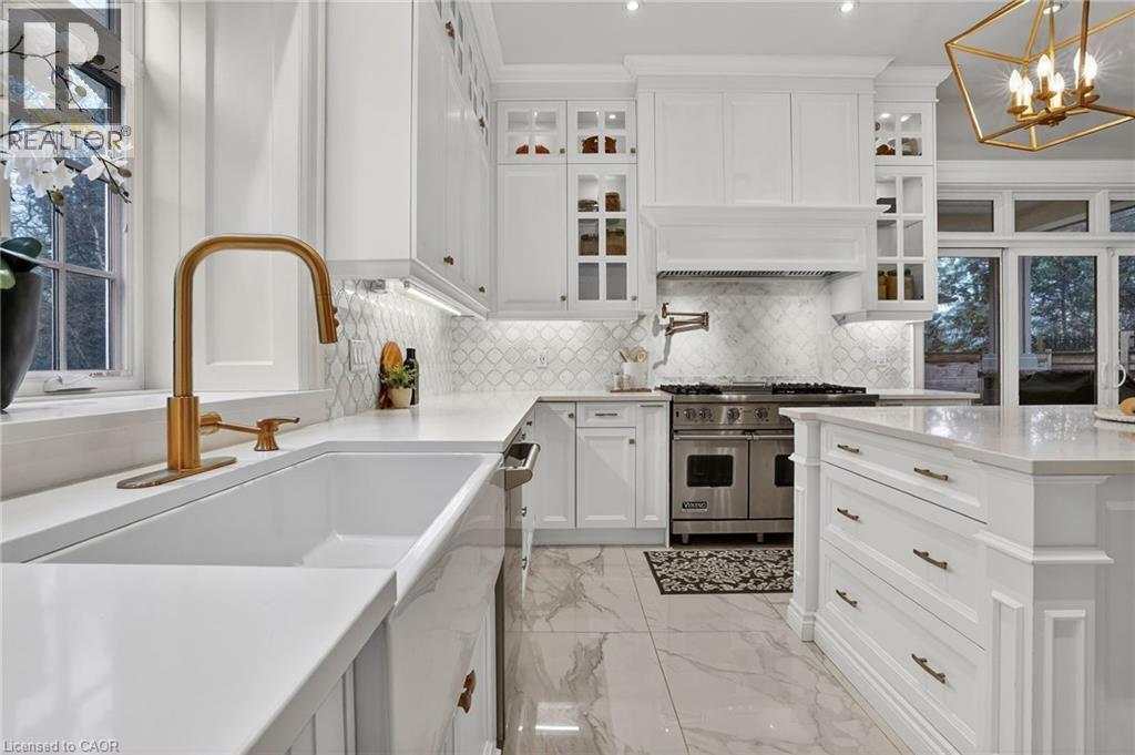 125 Central Drive, Ancaster, Ontario  L9G 2A3 - Photo 3 - 40814273