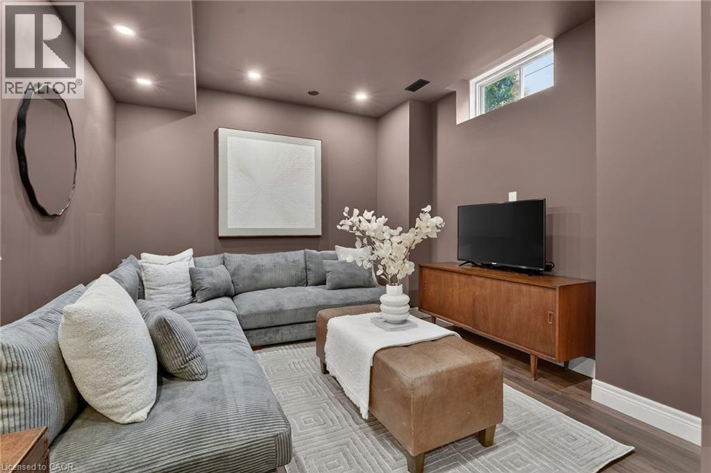 125 Central Drive, Ancaster, Ontario  L9G 2A3 - Photo 37 - 40814273