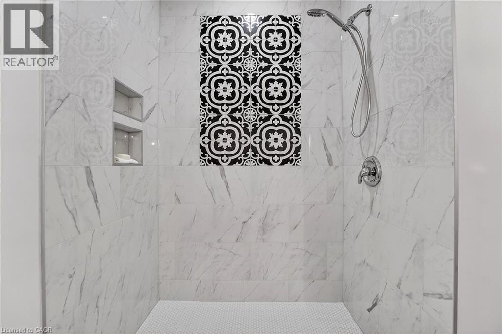 125 Central Drive, Ancaster, Ontario  L9G 2A3 - Photo 43 - 40814273