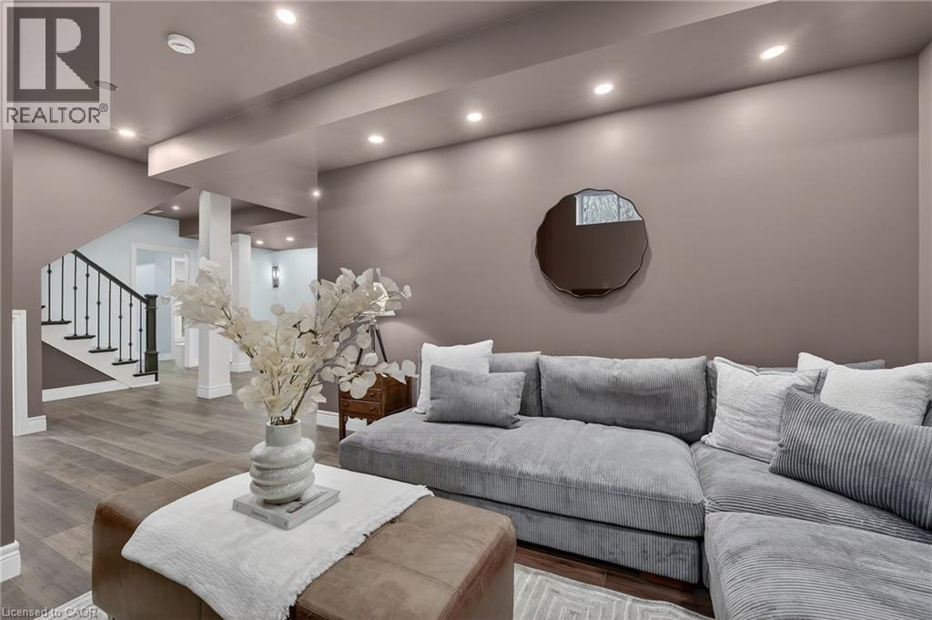 125 Central Drive, Ancaster, Ontario  L9G 2A3 - Photo 8 - 40814273