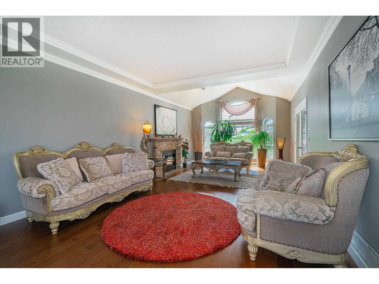 7548 Sequoia Road, Burnaby, British Columbia  V3N 4W9 - Photo 12 - R3108398