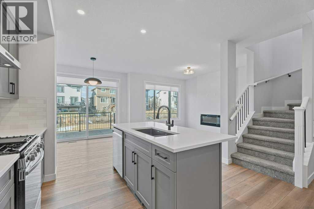 71 Ranchers View, Okotoks, Alberta  T1S 5R6 - Photo 14 - A2285159