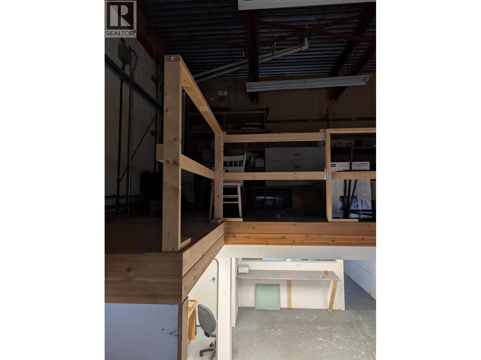 2809 44 Avenue, Vernon, British Columbia  V1T 7P4 - Photo 3 - 10382223