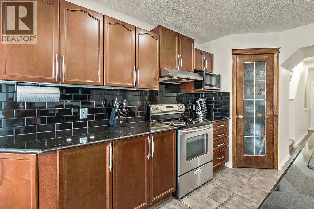 30 Drake Landing Common, Okotoks, Alberta  T1S 2H4 - Photo 7 - A2296398