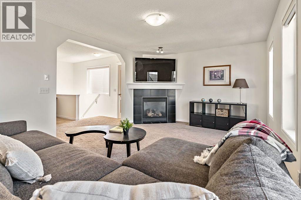 30 Drake Landing Common, Okotoks, Alberta  T1S 2H4 - Photo 19 - A2296398