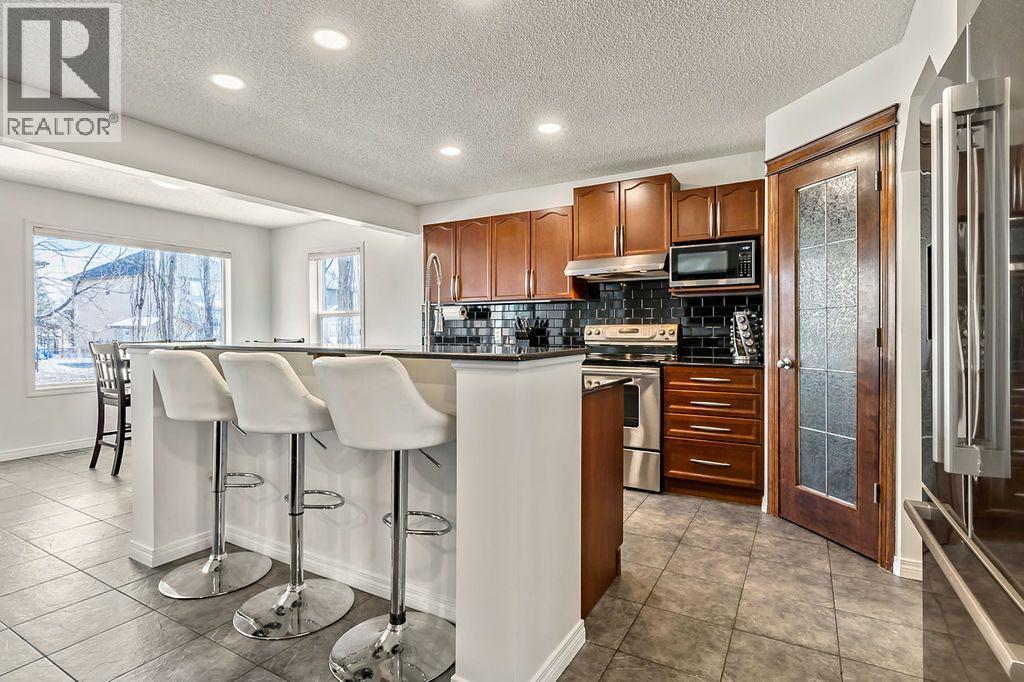 30 Drake Landing Common, Okotoks, Alberta  T1S 2H4 - Photo 5 - A2296398