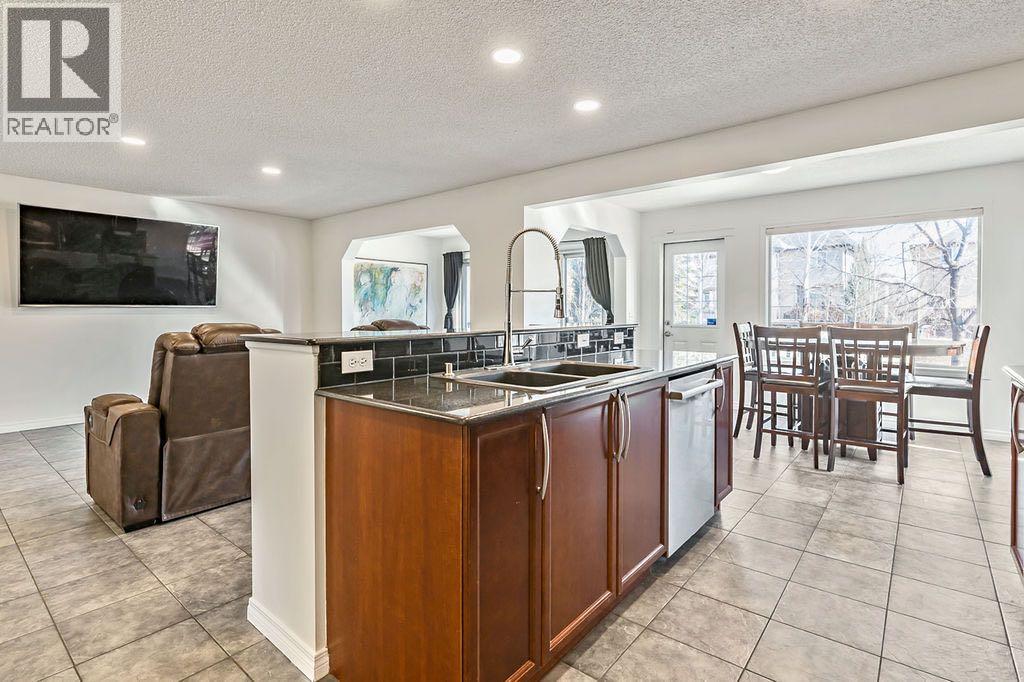 30 Drake Landing Common, Okotoks, Alberta  T1S 2H4 - Photo 9 - A2296398