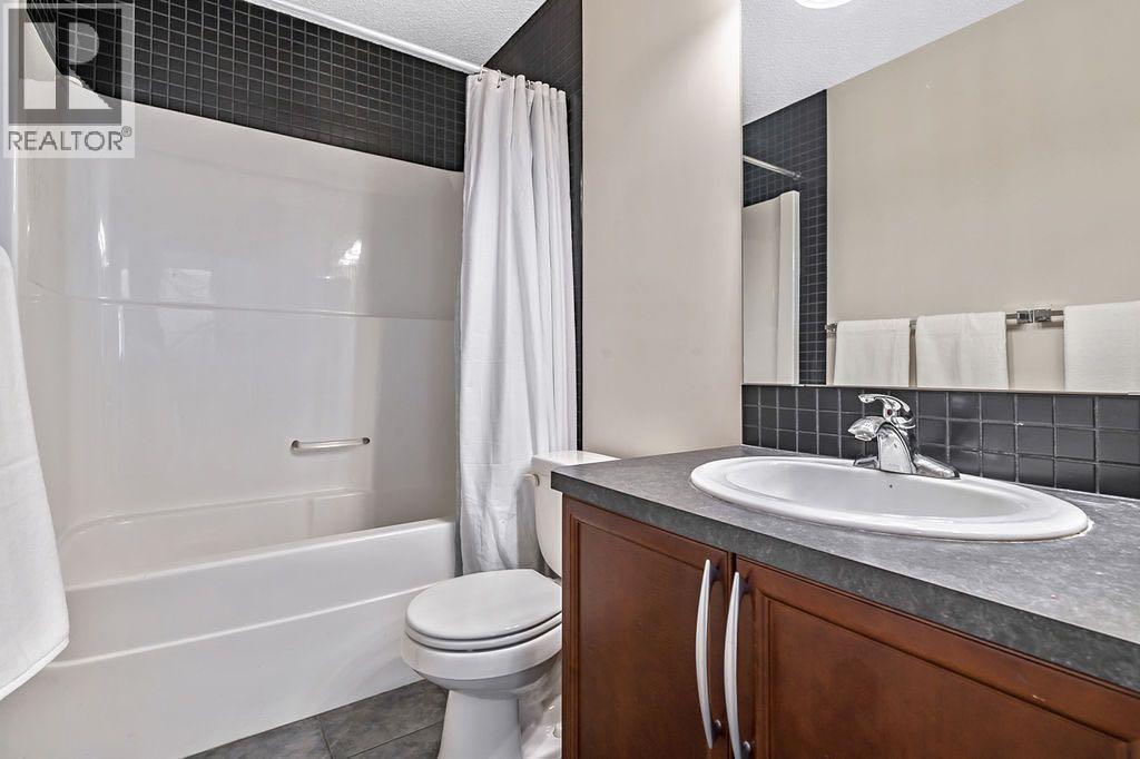 30 Drake Landing Common, Okotoks, Alberta  T1S 2H4 - Photo 29 - A2296398