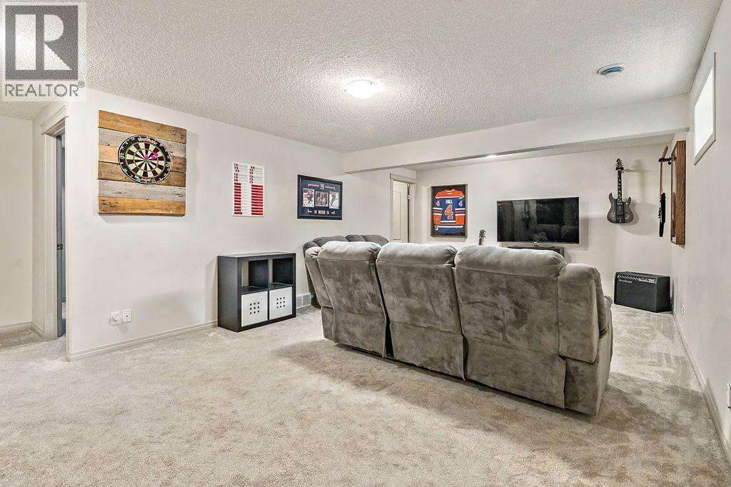 30 Drake Landing Common, Okotoks, Alberta  T1S 2H4 - Photo 33 - A2296398
