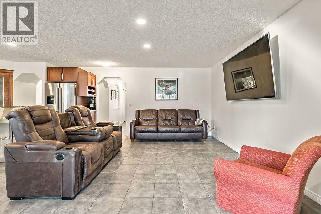 30 Drake Landing Common, Okotoks, Alberta  T1S 2H4 - Photo 12 - A2296398