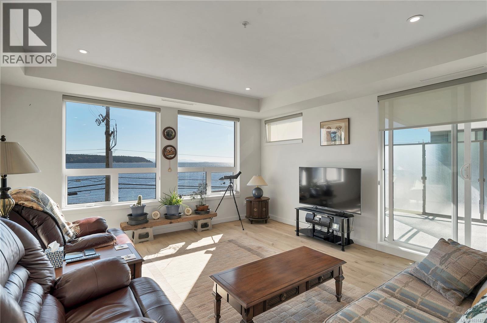 304 536 Island Hwy S, Campbell River, British Columbia V9W 1A5 - Photo 11 - 1031470