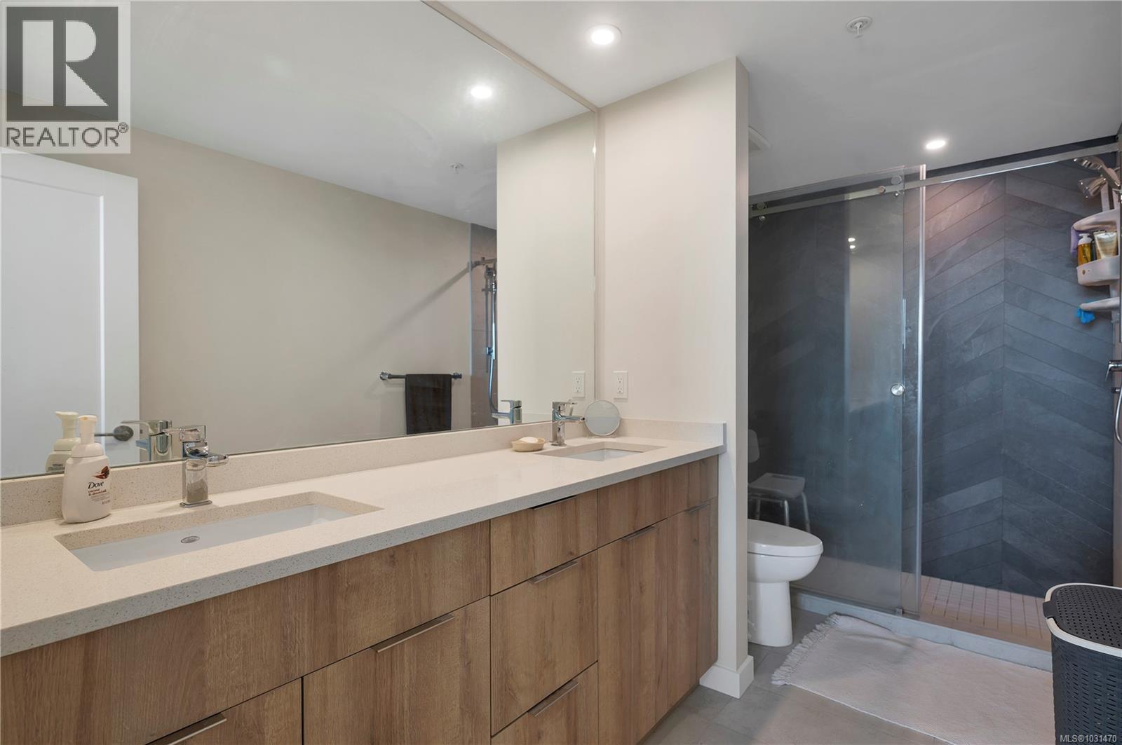 304 536 Island Hwy S, Campbell River, British Columbia V9W 1A5 - Photo 15 - 1031470