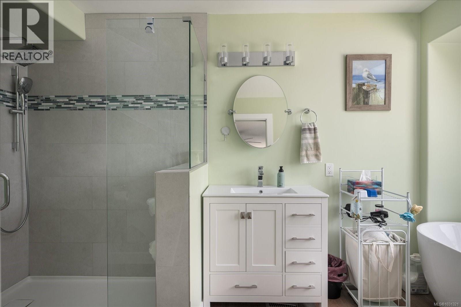 530 Dalmatian Dr, French Creek, British Columbia V9P 1Y4 - Photo 15 - 1031321