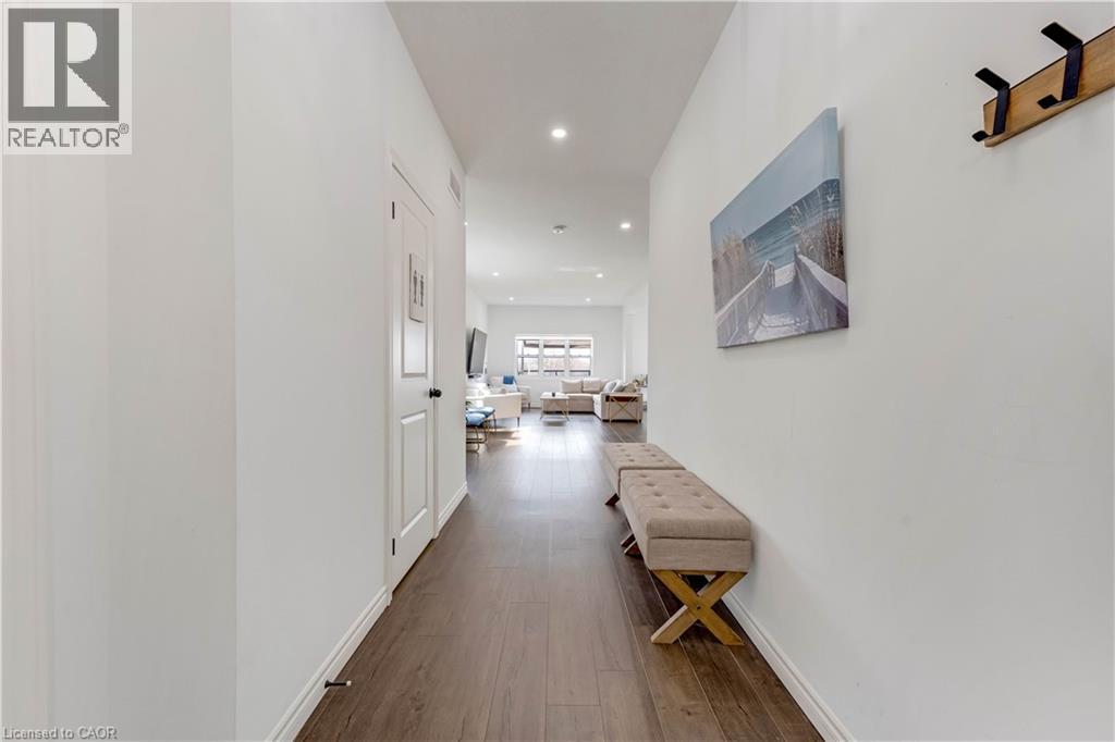 297 Middleton Avenue, London, Ontario  N6L 0E9 - Photo 3 - 40817956