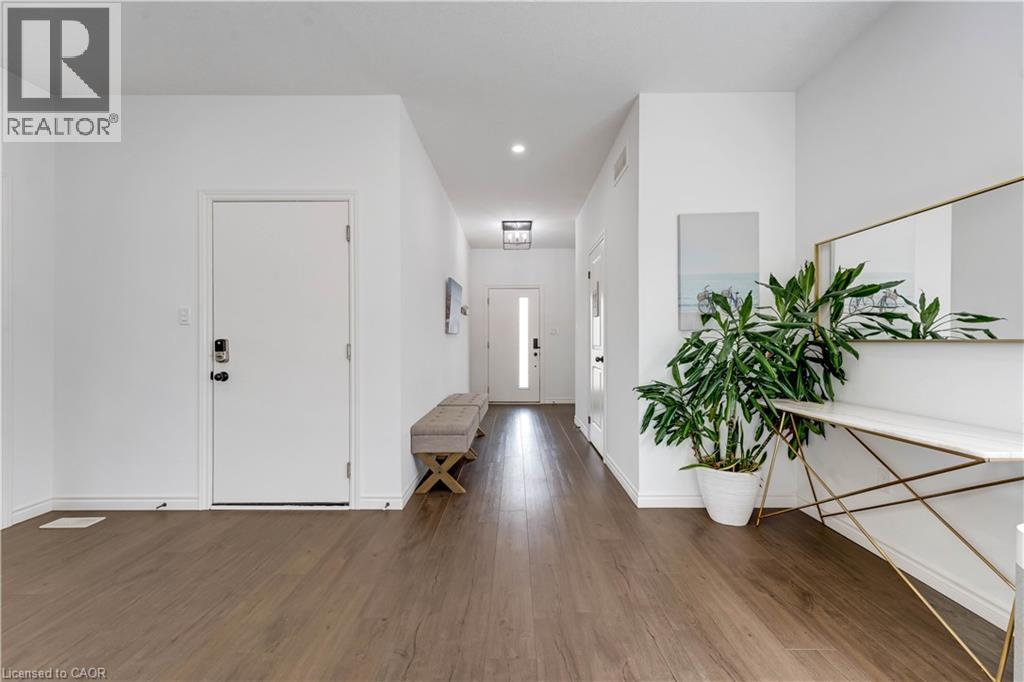 297 Middleton Avenue, London, Ontario  N6L 0E9 - Photo 6 - 40817956