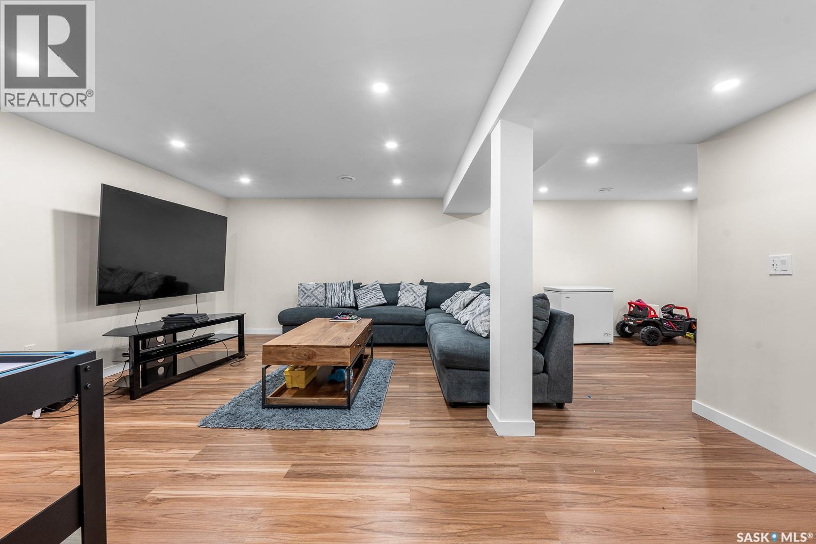 2715 Corbett Road, Regina, Saskatchewan  S4R 8J1 - Photo 14 - SK032408