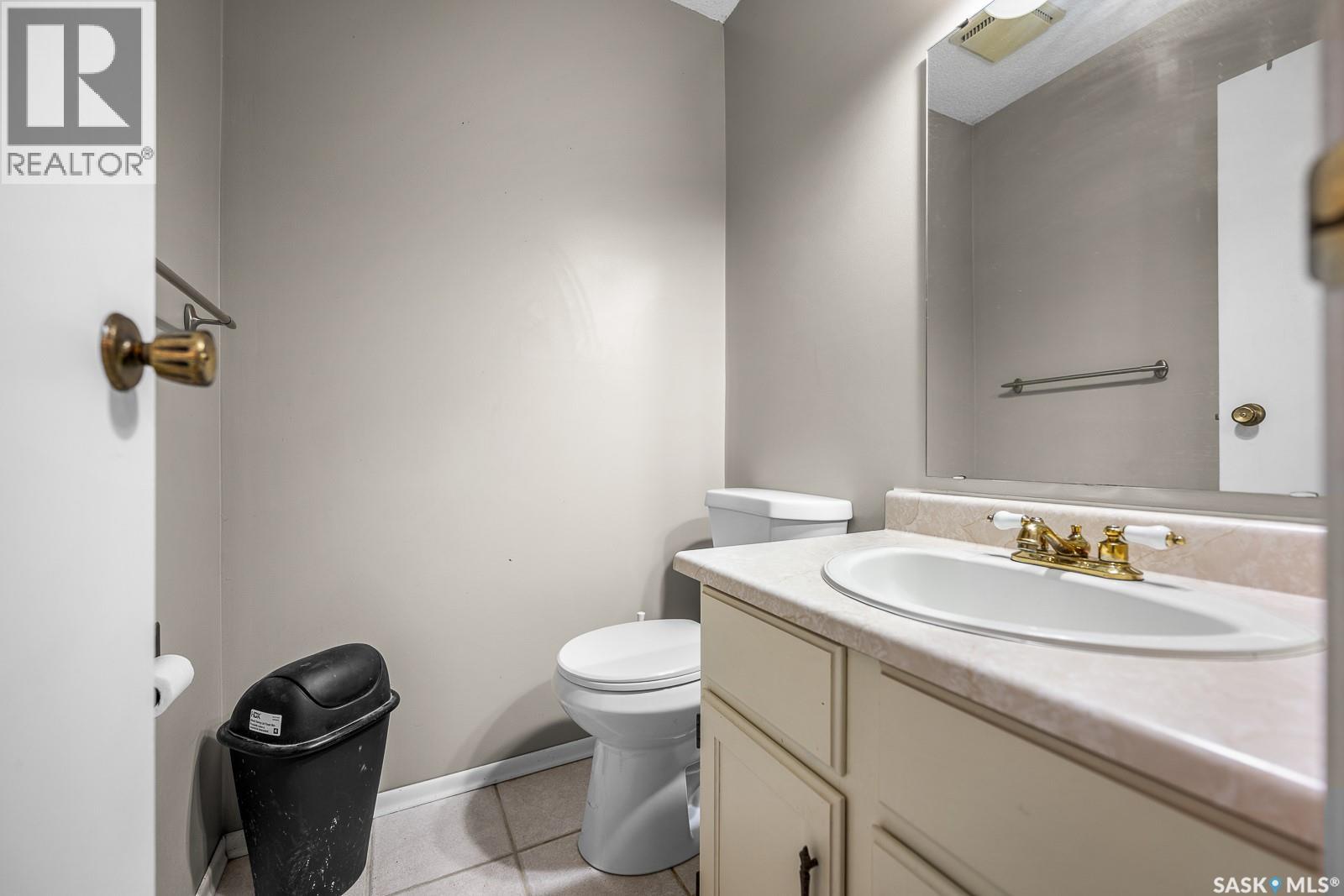 2715 Corbett Road, Regina, Saskatchewan  S4R 8J1 - Photo 19 - SK032408