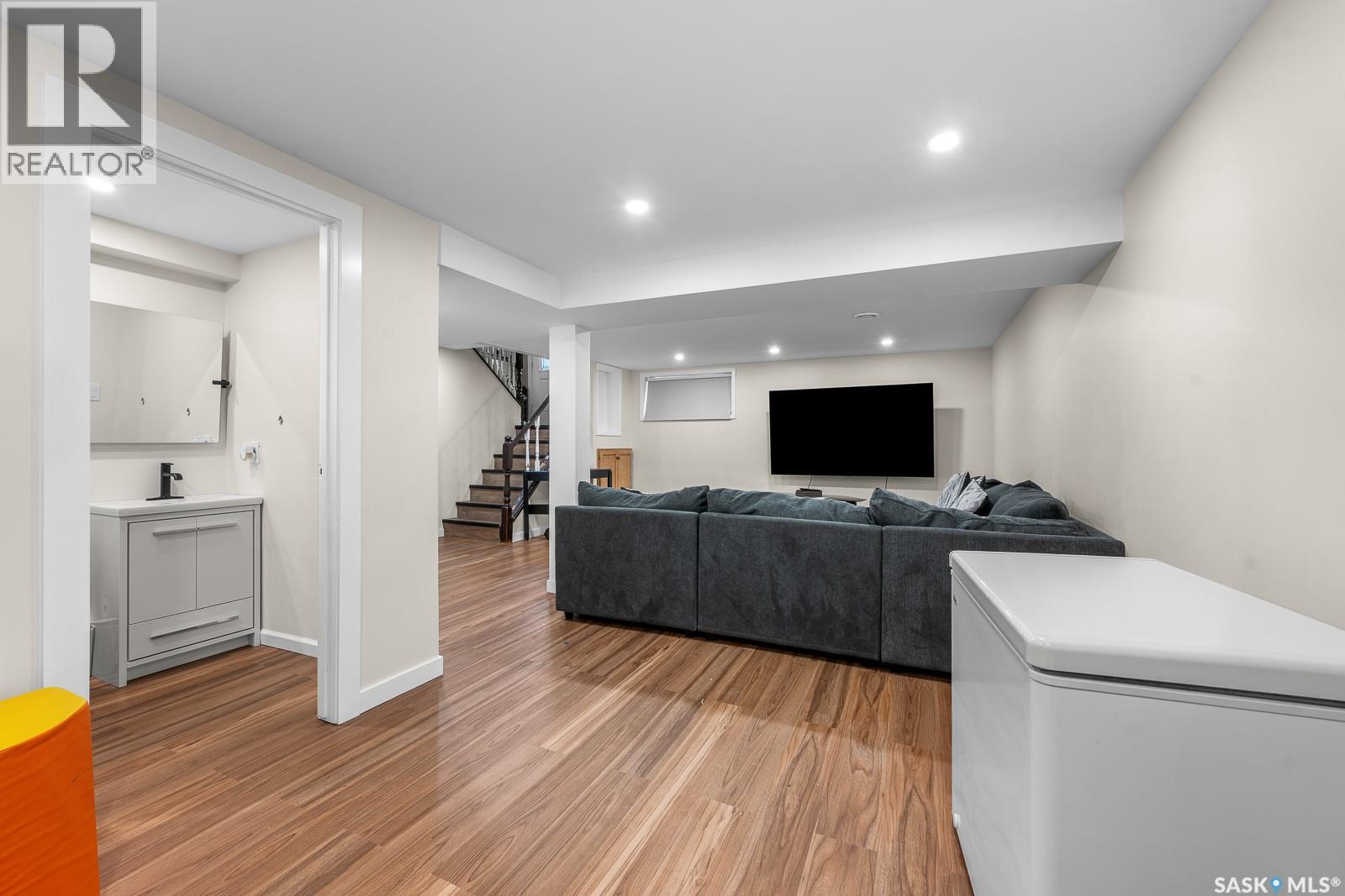 2715 Corbett Road, Regina, Saskatchewan  S4R 8J1 - Photo 21 - SK032408