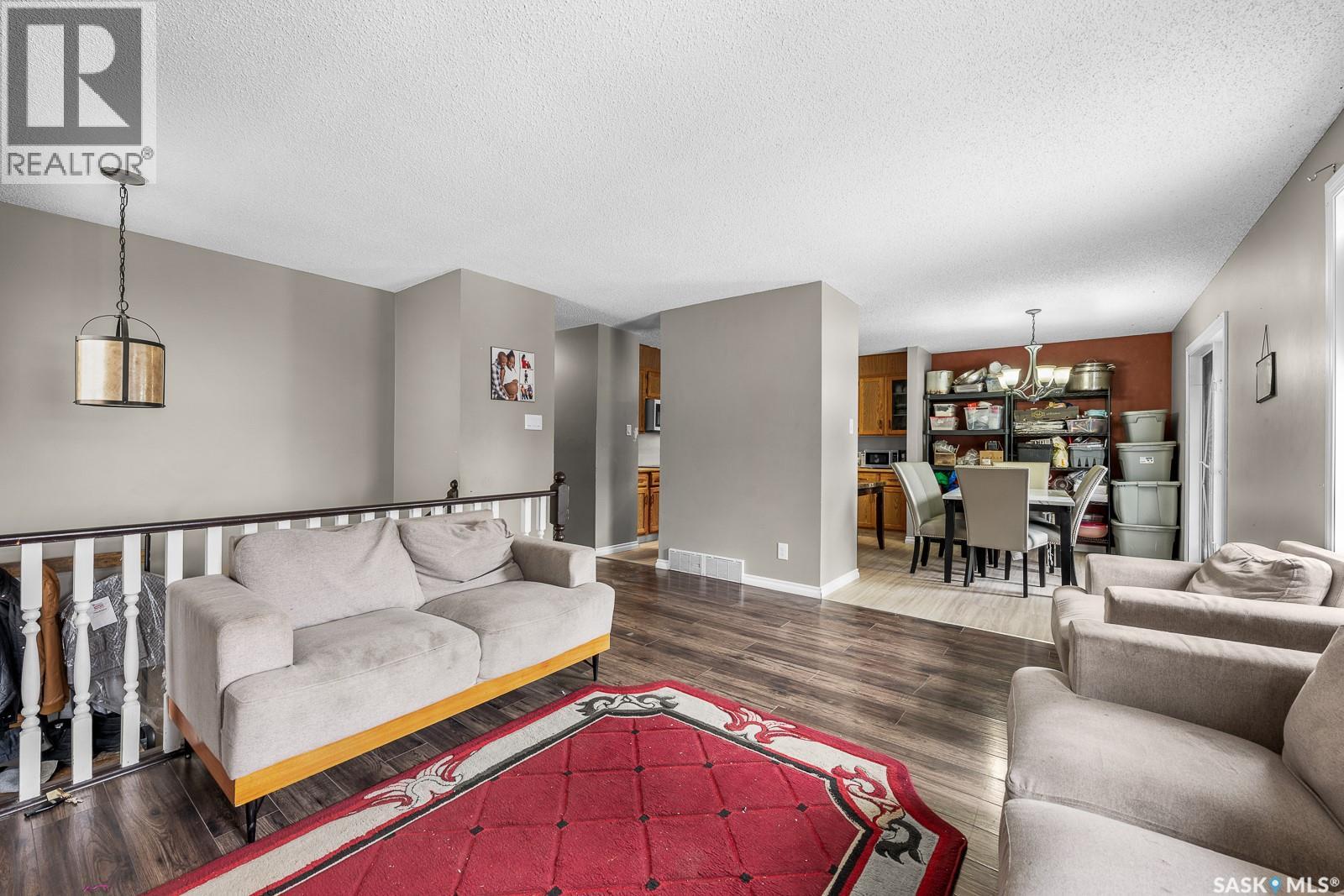 2715 Corbett Road, Regina, Saskatchewan  S4R 8J1 - Photo 7 - SK032408