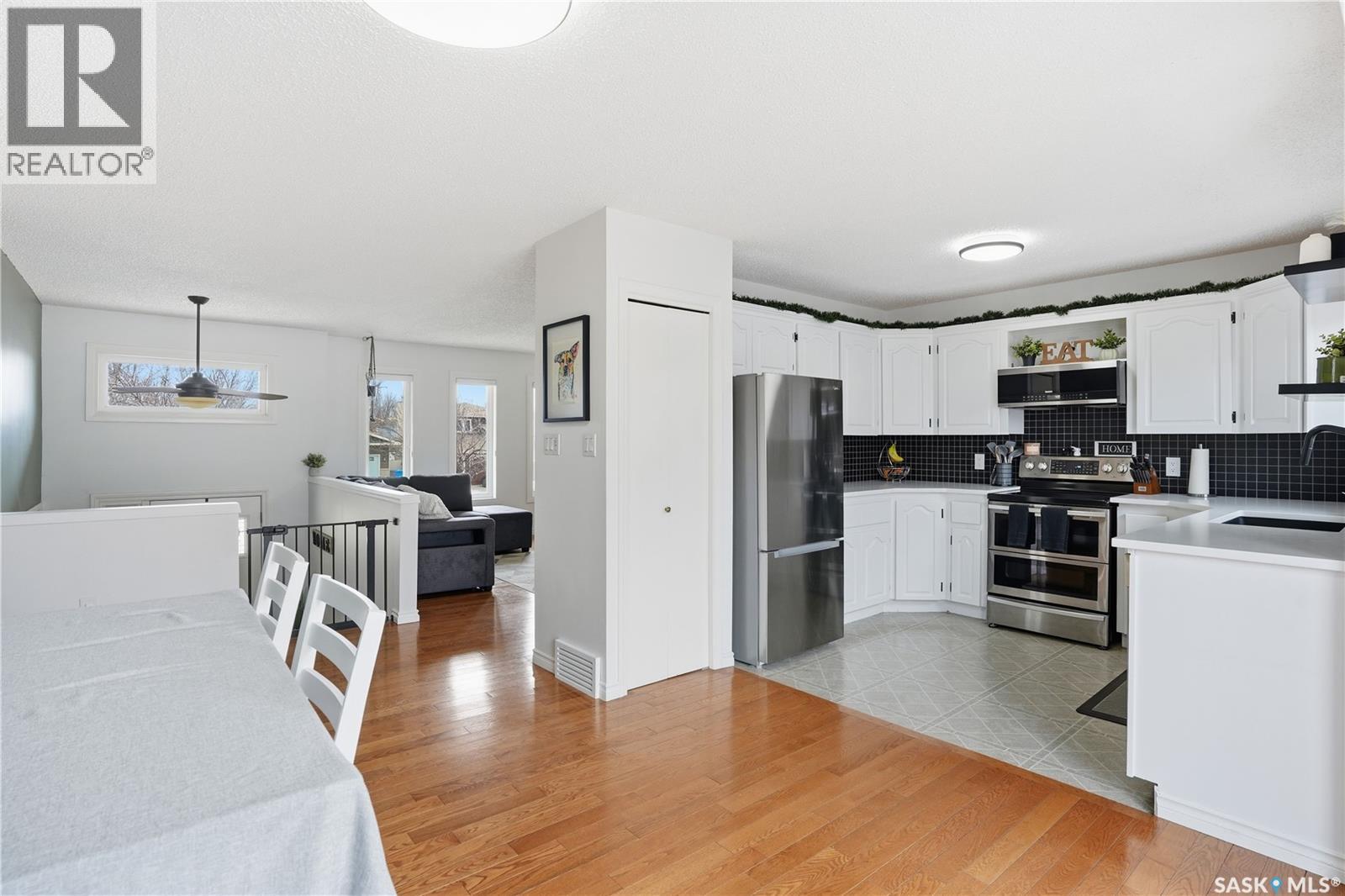 Place 6719 Maplecrest Place, Regina, Saskatchewan  S4X 3Z1 - Photo 10 - SK032404