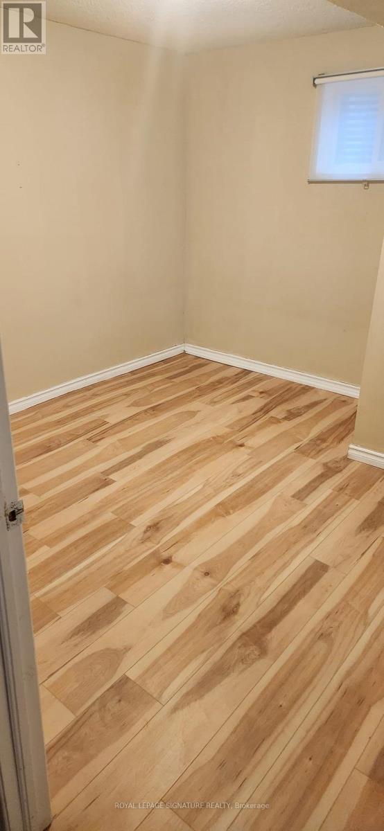 133 Shawnee Circle, Toronto, Ontario  M2H 2Y3 - Photo 4 - C12976180