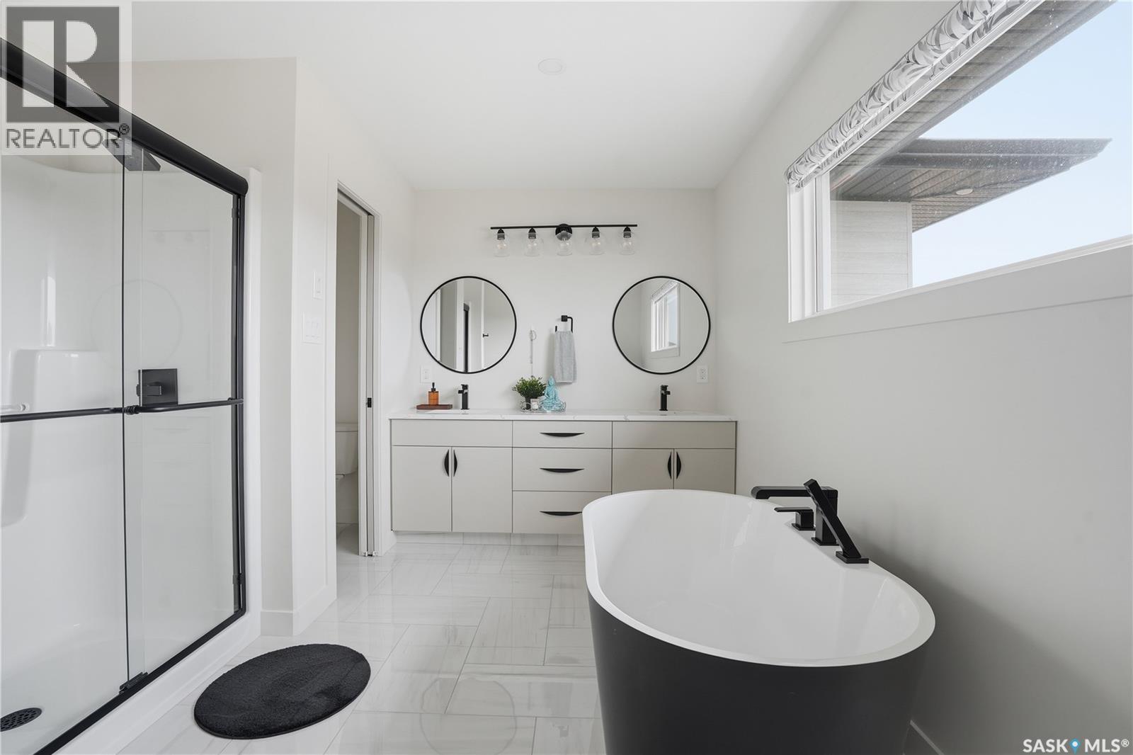 1737 Hayes Lane, Moose Jaw, Saskatchewan  S6J 0B6 - Photo 32 - SK032371