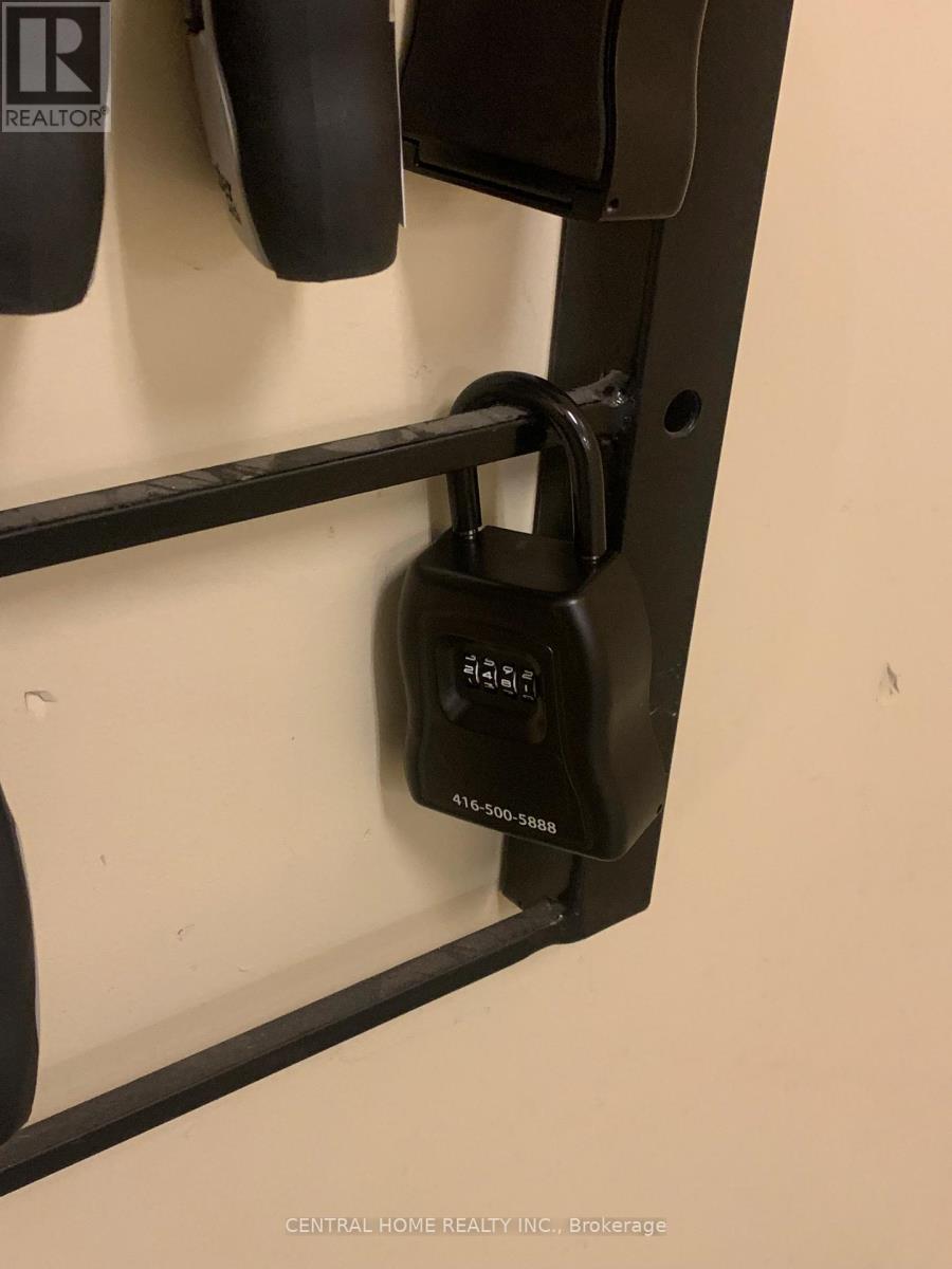 2203 - 21 Hillcrest Avenue, Toronto, Ontario M2N 7K2 - Photo 18 - C12976194