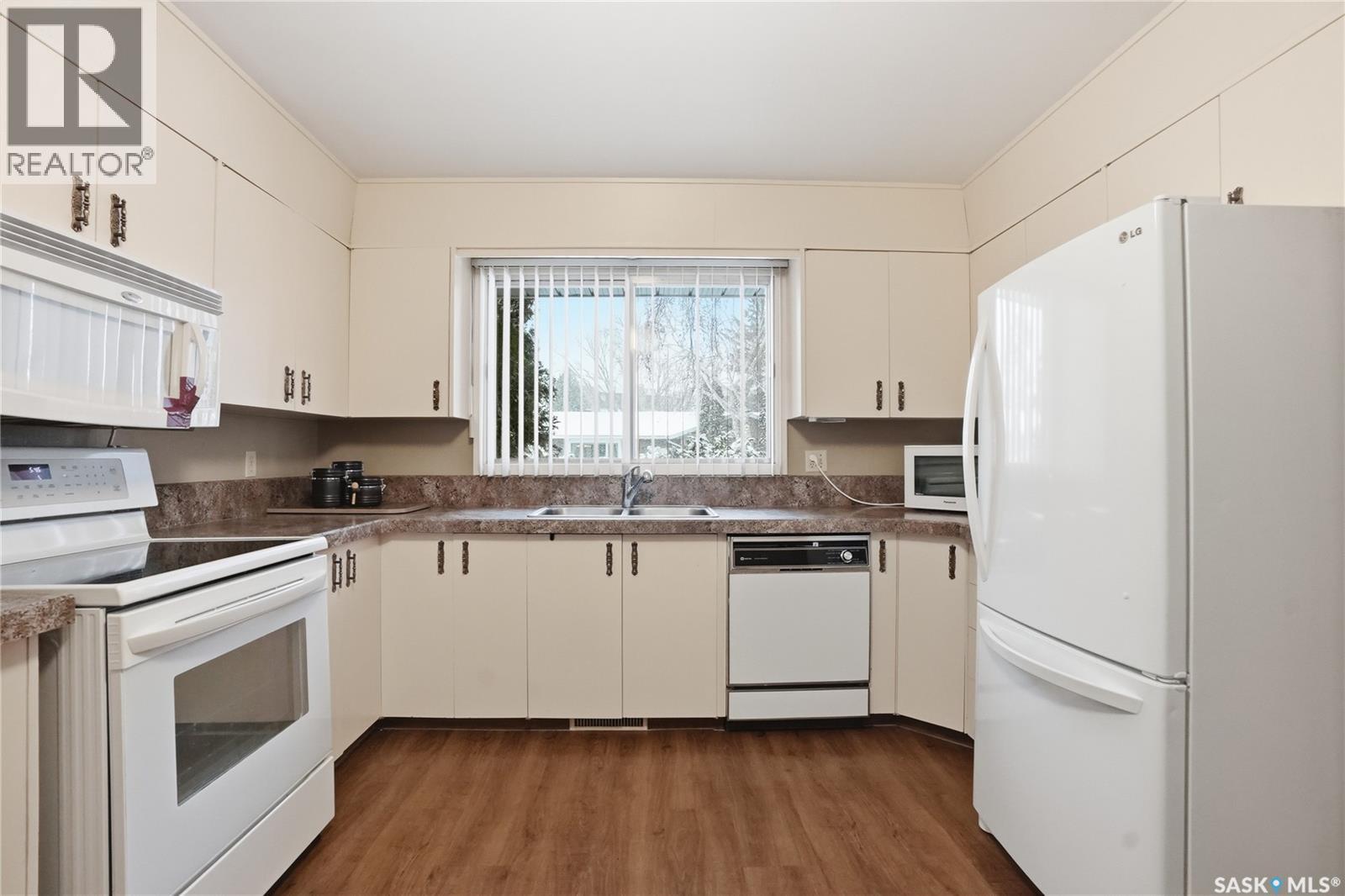 73 Champlin Crescent, Saskatoon, Saskatchewan  S7H 4T2 - Photo 11 - SK032362